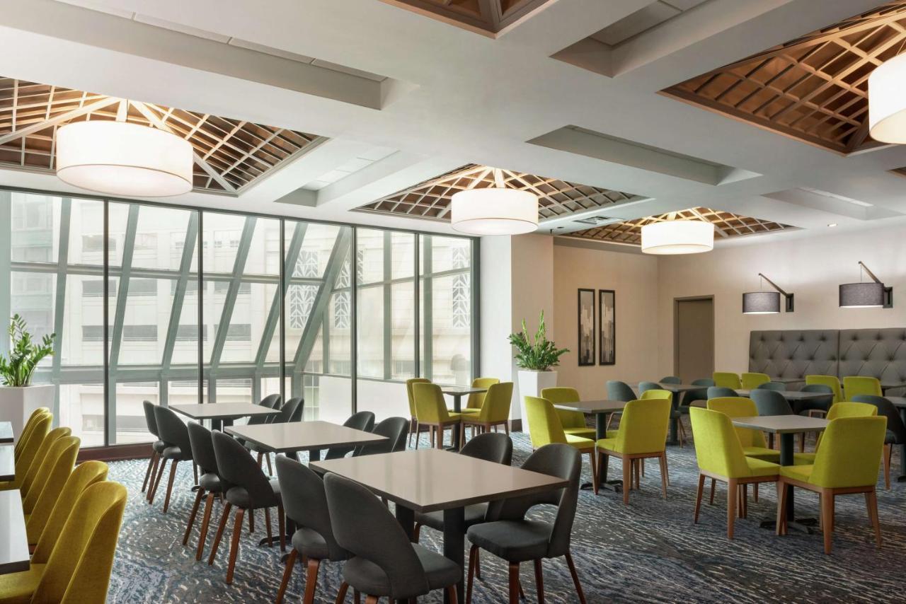 Embassy Suites By Hilton Indianapolis Downtown Екстериор снимка