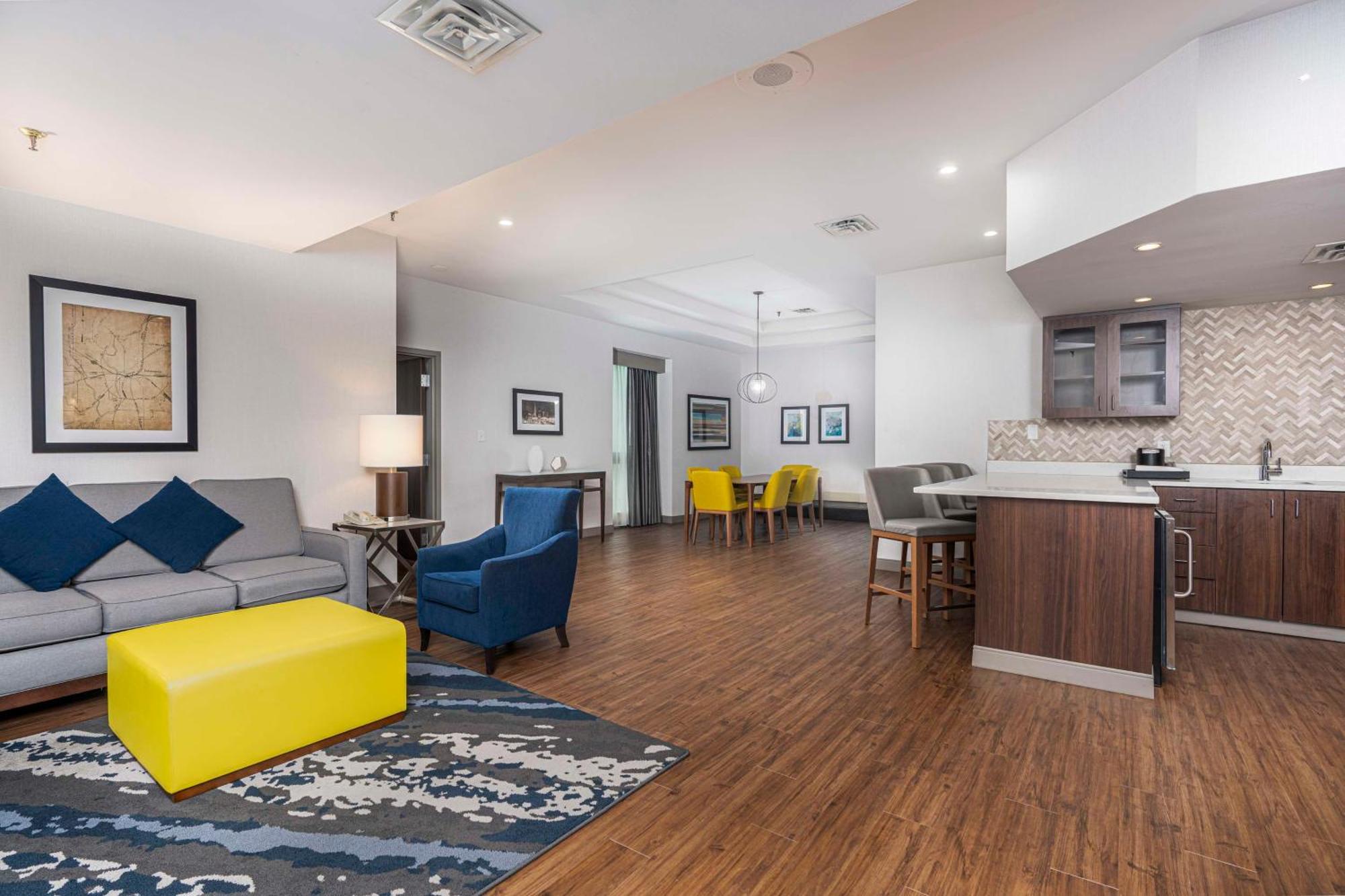 Embassy Suites By Hilton Indianapolis Downtown Екстериор снимка