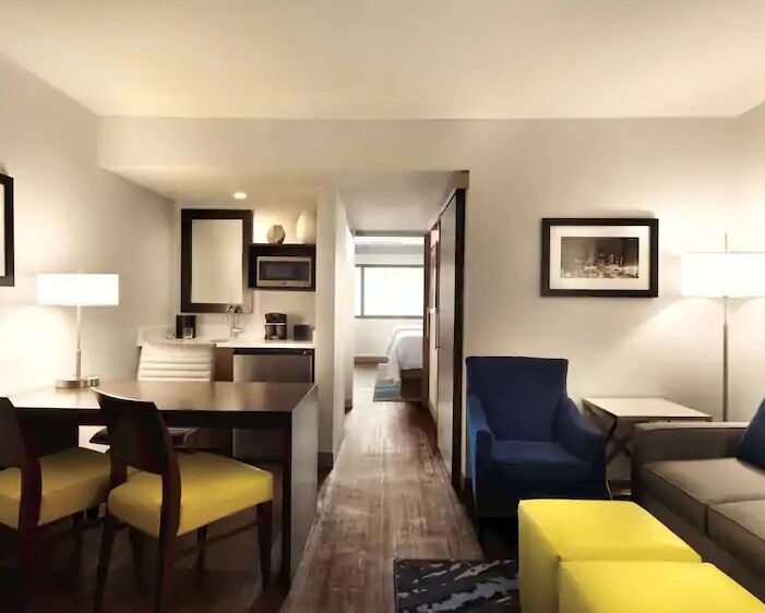 Embassy Suites By Hilton Indianapolis Downtown Екстериор снимка