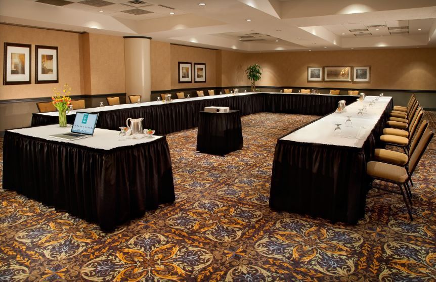 Embassy Suites By Hilton Indianapolis Downtown Екстериор снимка